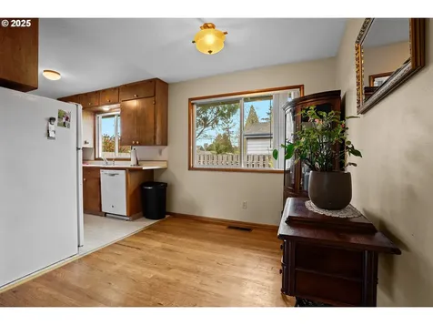 815 SW 126th Avenue Beaverton OR 97005