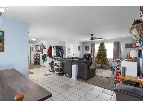 830 W Kenwood Street Roseburg OR 97471