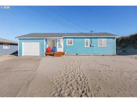 105 NW Oceania Drive Waldport OR 97394