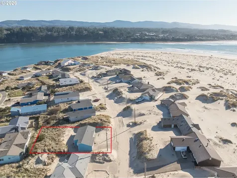 105 NW Oceania Drive Waldport OR 97394