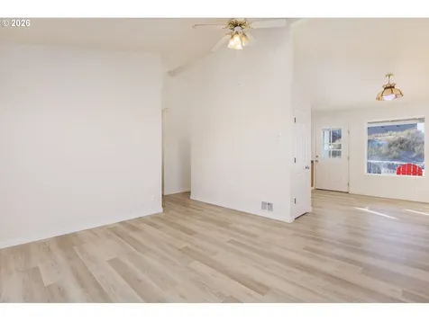 105 NW Oceania Drive Waldport OR 97394