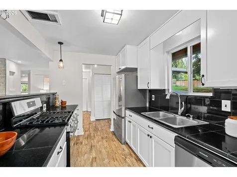2194 Valley View Drive West Linn OR 97068