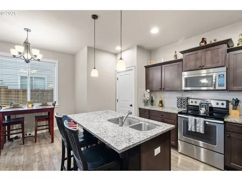 2837 25th Place Forest Grove OR 97116