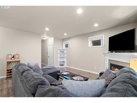 2837 25th Place Forest Grove OR 97116