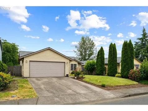 980 SE Oak Street Dundee OR 97115