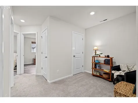 821 N 19th Avenue Cornelius OR 97113