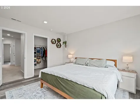 821 N 19th Avenue Cornelius OR 97113