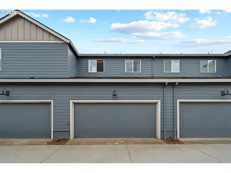 821 N 19th Avenue Cornelius OR 97113