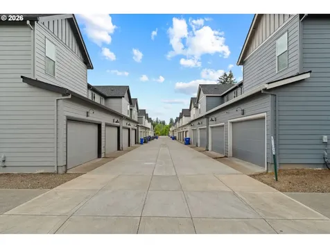 821 N 19th Avenue Cornelius OR 97113