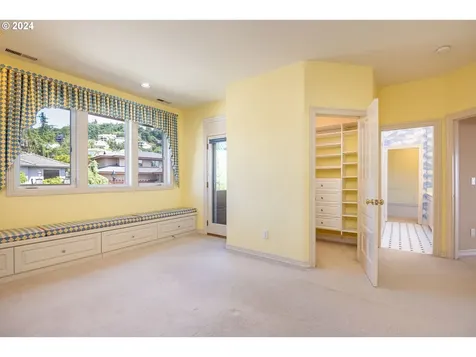 9365 SE Pennington Court Happy Valley OR 97086