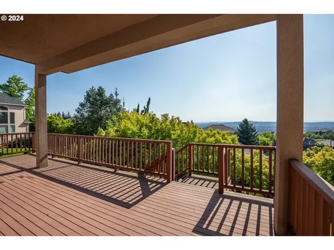9365 SE Pennington Court Happy Valley OR 97086