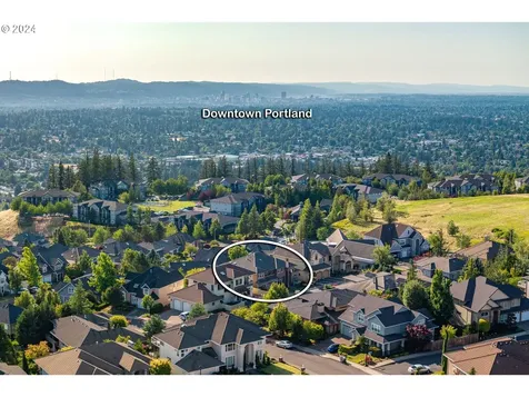9365 SE Pennington Court Happy Valley OR 97086