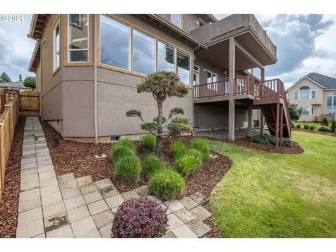 9365 SE Pennington Court Happy Valley OR 97086