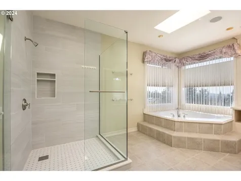9365 SE Pennington Court Happy Valley OR 97086