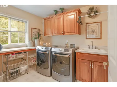 2770 NE Roberts Lane Newberg OR 97132