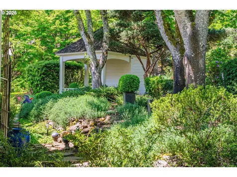 2770 NE Roberts Lane Newberg OR 97132
