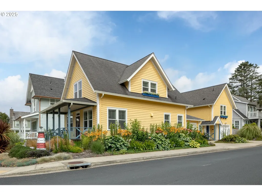 2781 SW Coast Avenue Lincoln City OR 97367