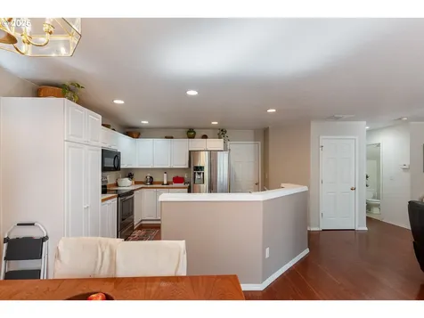 5037 NE Schoeler Circle Hillsboro OR 97124