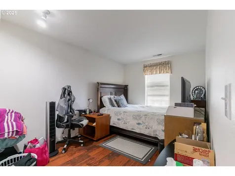 5037 NE Schoeler Circle Hillsboro OR 97124