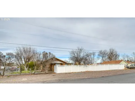 688 SW Cedar Street Pilot Rock OR 97868