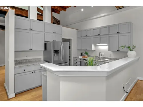 2769 NW Savier Street Portland OR 97210