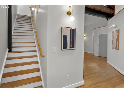 2769 NW Savier Street Portland OR 97210