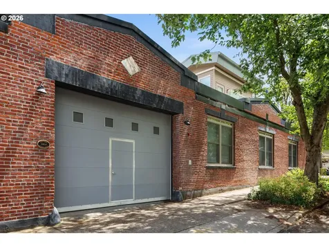 2769 NW Savier Street Portland OR 97210