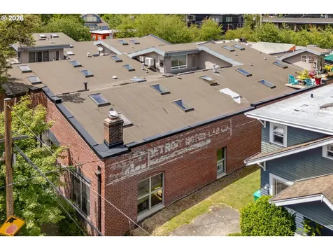2769 NW Savier Street Portland OR 97210