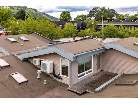 2769 NW Savier Street Portland OR 97210