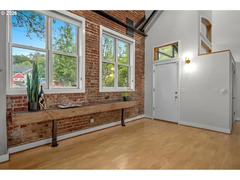 2769 NW Savier Street Portland OR 97210
