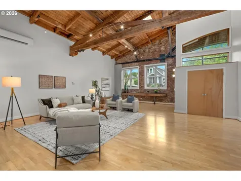 2769 NW Savier Street Portland OR 97210