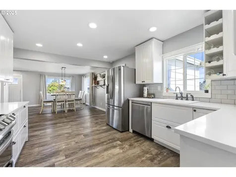 12275 SE School Avenue Boring OR 97009