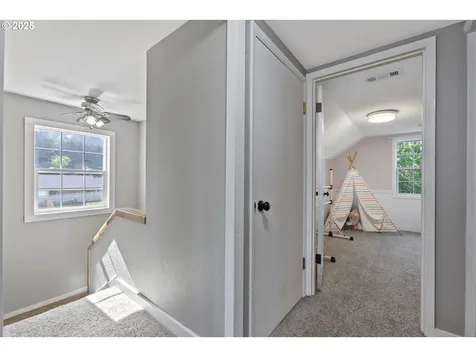12275 SE School Avenue Boring OR 97009