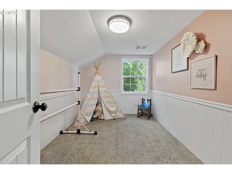 12275 SE School Avenue Boring OR 97009