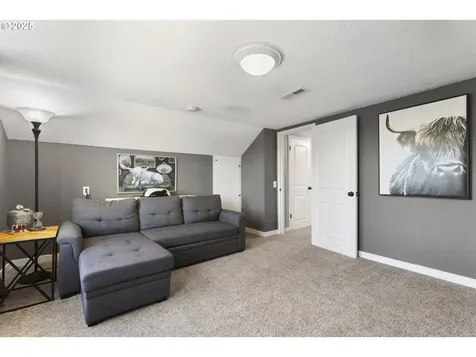 12275 SE School Avenue Boring OR 97009