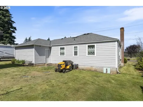 12275 SE School Avenue Boring OR 97009