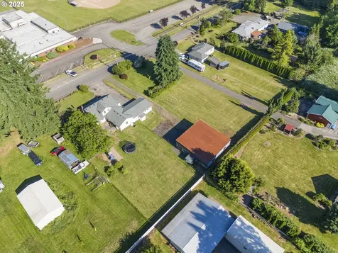 12275 SE School Avenue Boring OR 97009