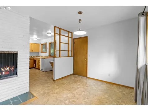4220 SE Ellis Street Portland OR 97206