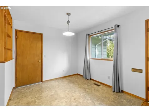 4220 SE Ellis Street Portland OR 97206