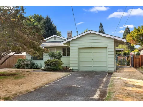 4220 SE Ellis Street Portland OR 97206
