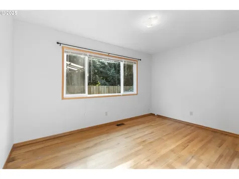 4220 SE Ellis Street Portland OR 97206