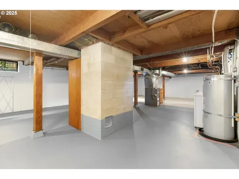 4220 SE Ellis Street Portland OR 97206