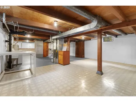 4220 SE Ellis Street Portland OR 97206