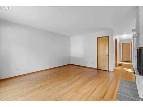 4220 SE Ellis Street Portland OR 97206