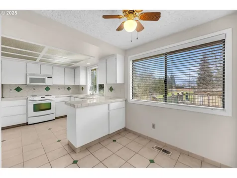 5908 NE 139th Street Vancouver WA 98686