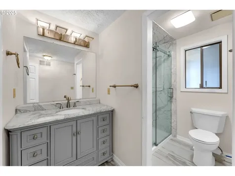 5908 NE 139th Street Vancouver WA 98686
