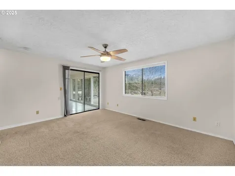 5908 NE 139th Street Vancouver WA 98686