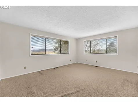 5908 NE 139th Street Vancouver WA 98686