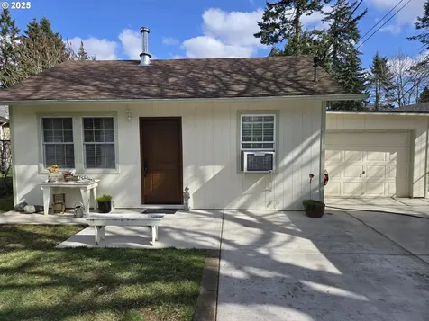 5104 SE 109th Avenue Portland OR 97266
