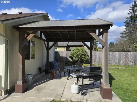 5104 SE 109th Avenue Portland OR 97266